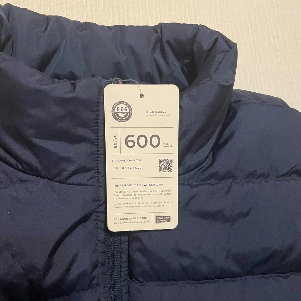 Lands' End Women's Navy Puffer Vest - Picture 2 of 3